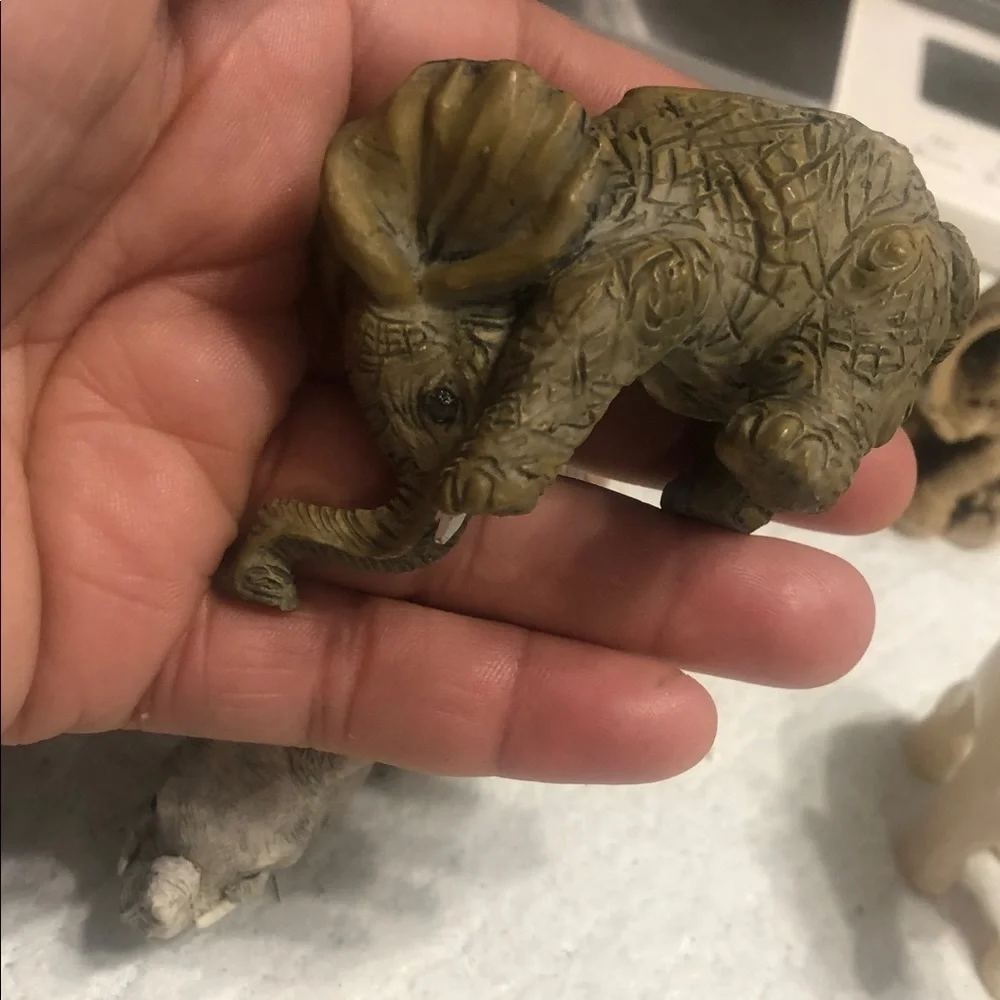 Vintage Mini Elephant Figurine Set in Beige, Cream, Brown and Blue